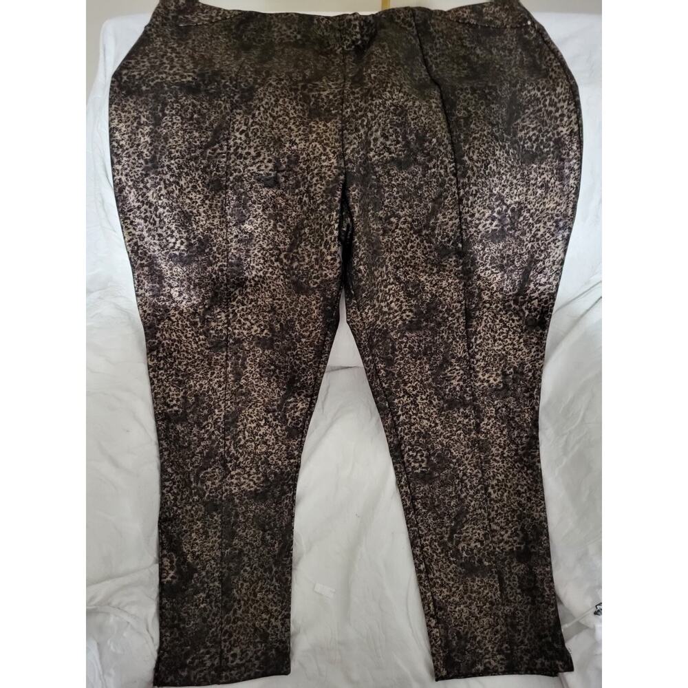 Slimming Options Straight Leg Pants Black Gold Leopard Print